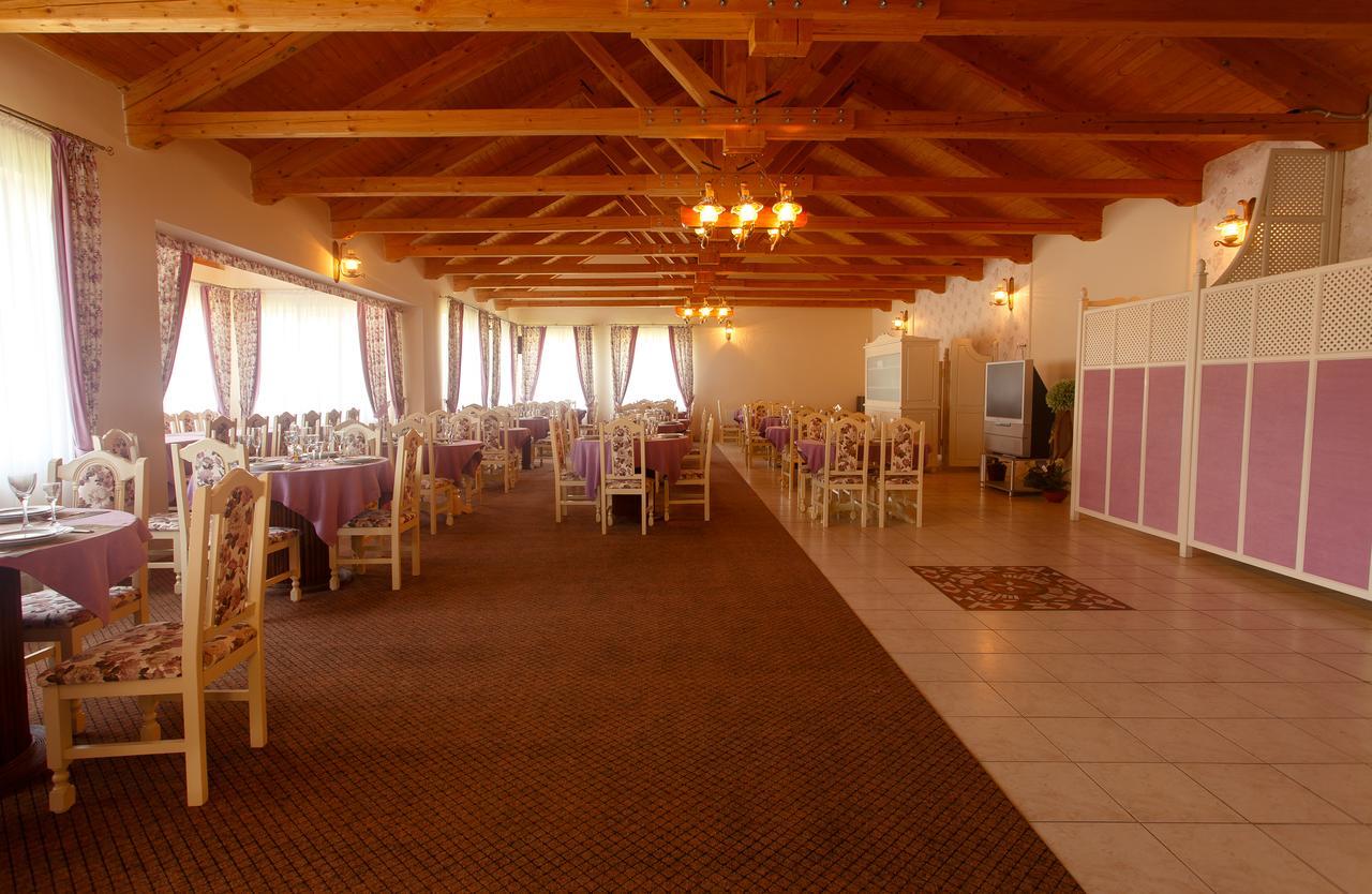 Hotel Pansionat Paradiz Polyana  Exterior foto